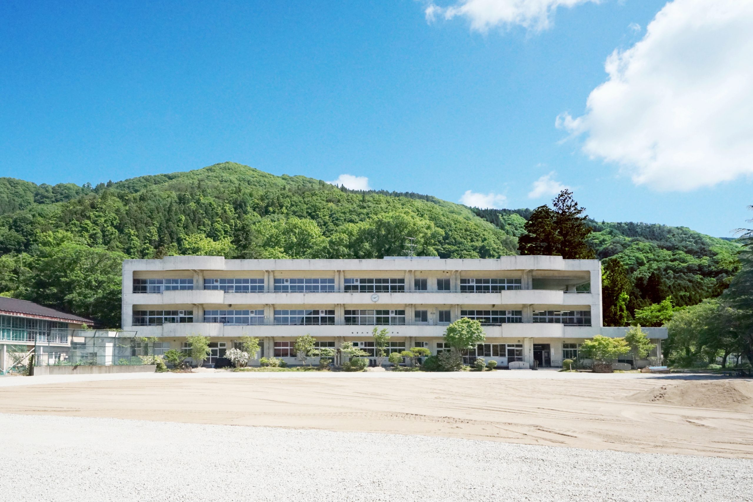 RVパーク Roots猪苗代 School Area